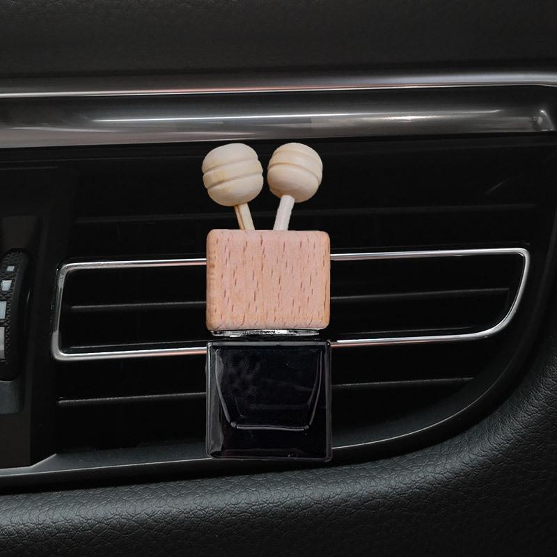 10ml Transparent Glass Car Aromatherapy Bottle for Cosmetic Use