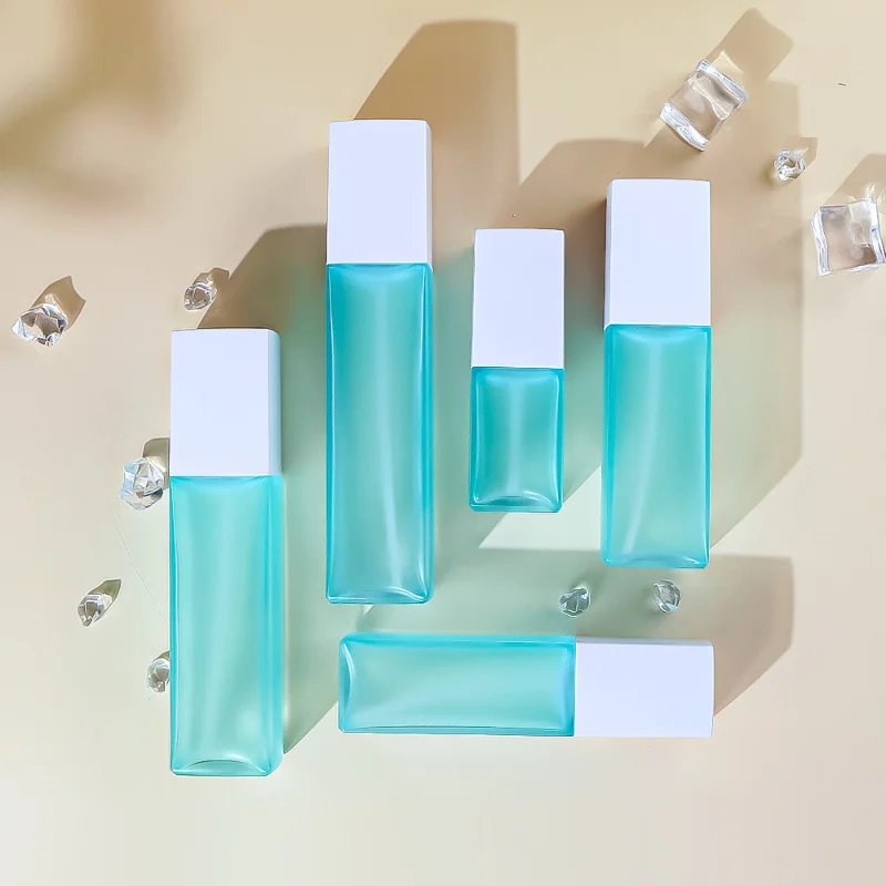 Luxury Frosted Blue Plastic Custom 30ml 50ml 100ml PETG Empty Square Lotion Spray Pump Bottle