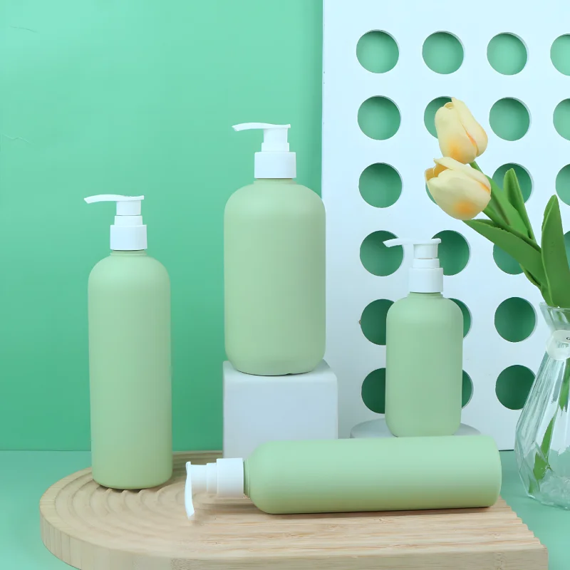Luxury 280ml 400ml 500ml Frosted Matte Green Soft Touch Squeeze Hotel Shampoo Shower Gel Container HDPE Empty Plastic Bottle With Disc Cap